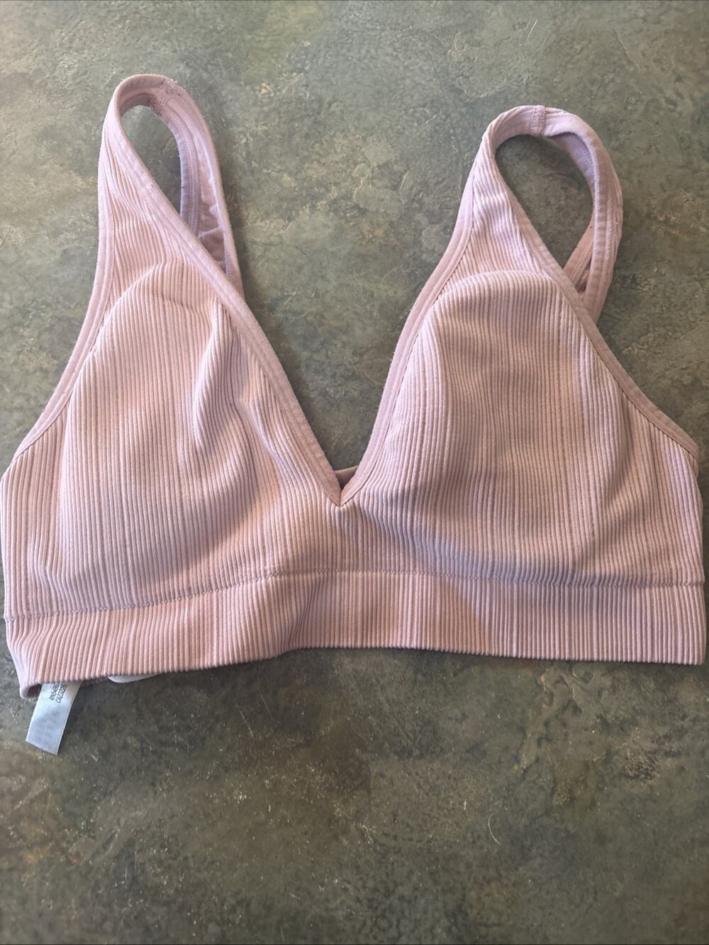 PINK Victoria's Secret Pink Ribbed Size M Removable Pads No Wire Pre Owned